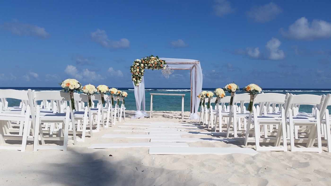 Wedding at Grand Oasis Tulum Riviera Hotel